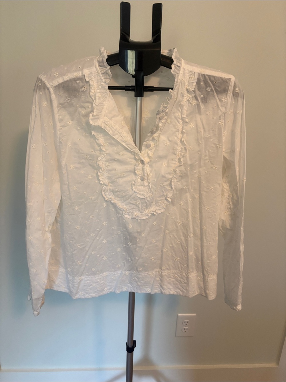 J Crew White Ruffled Eyelet V-Neck Long Sleeve Blouse